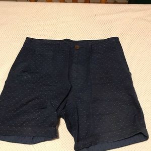 American eagle poko-dot shorts